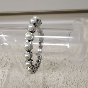Pearl bangle